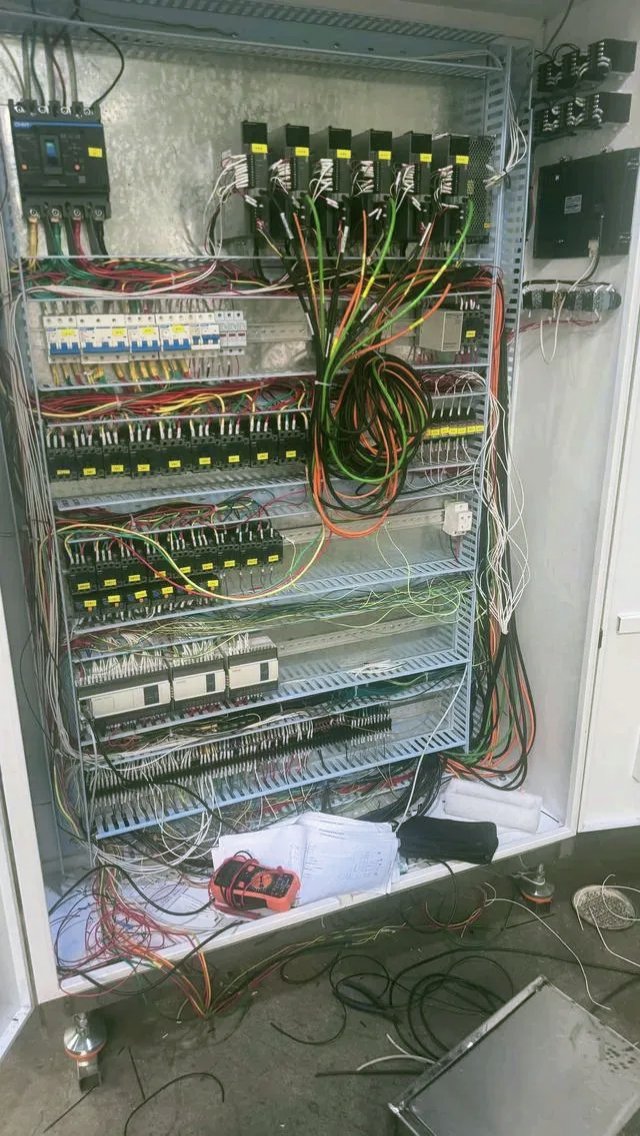 配電柜接線與電流互感器二次繞組的注意事項